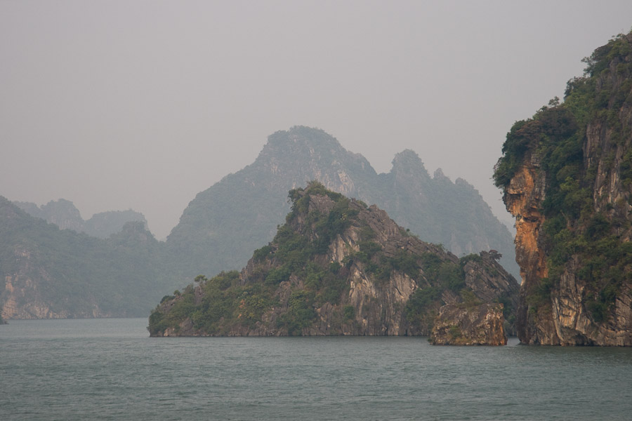 Ha Long, Vietnam