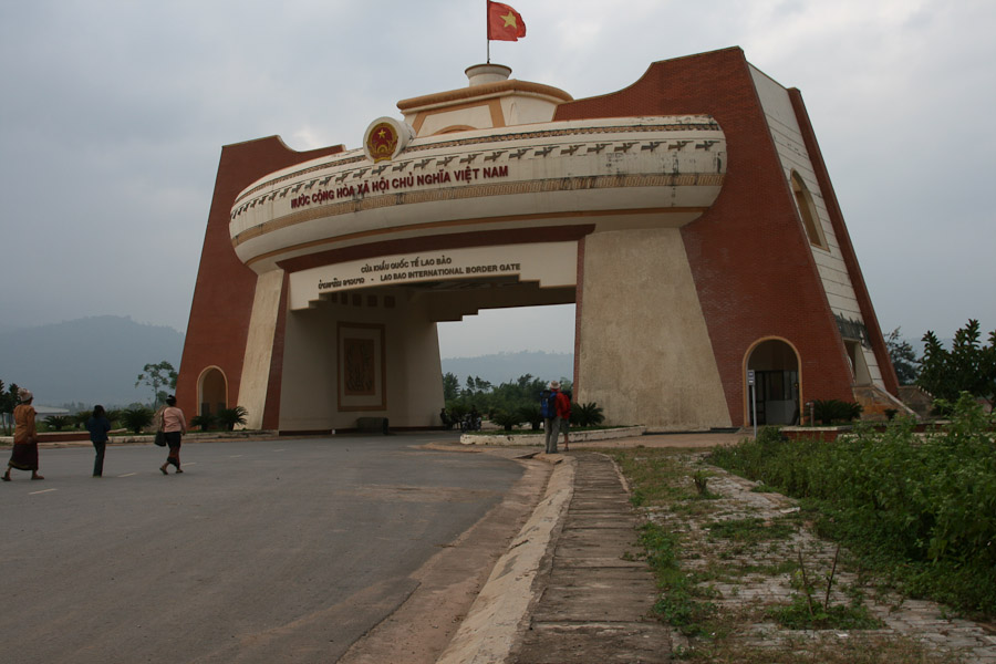 hranice Vietnam-Laos, Lao Bao