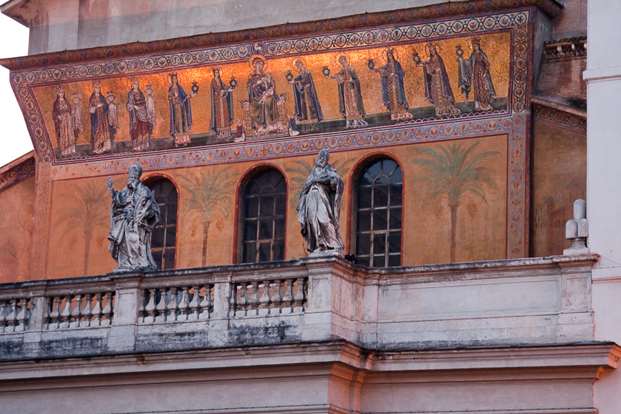 IMG_2370 --- 19:41 06.09 --- Santa Maria in Trastevere